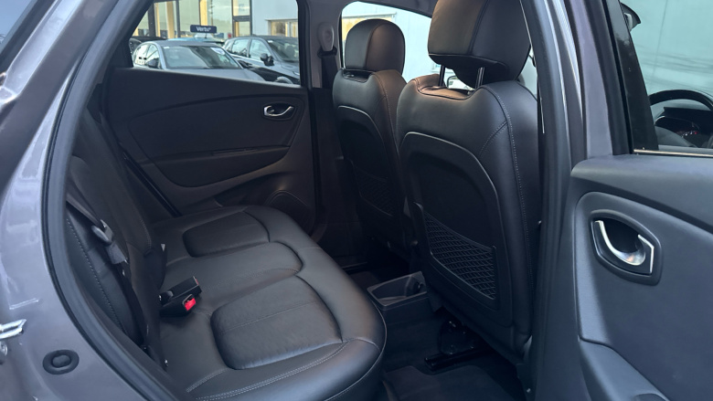 Renault Captur 0.9 TCE 90 Signature X Nav 5dr Petrol Hatchback